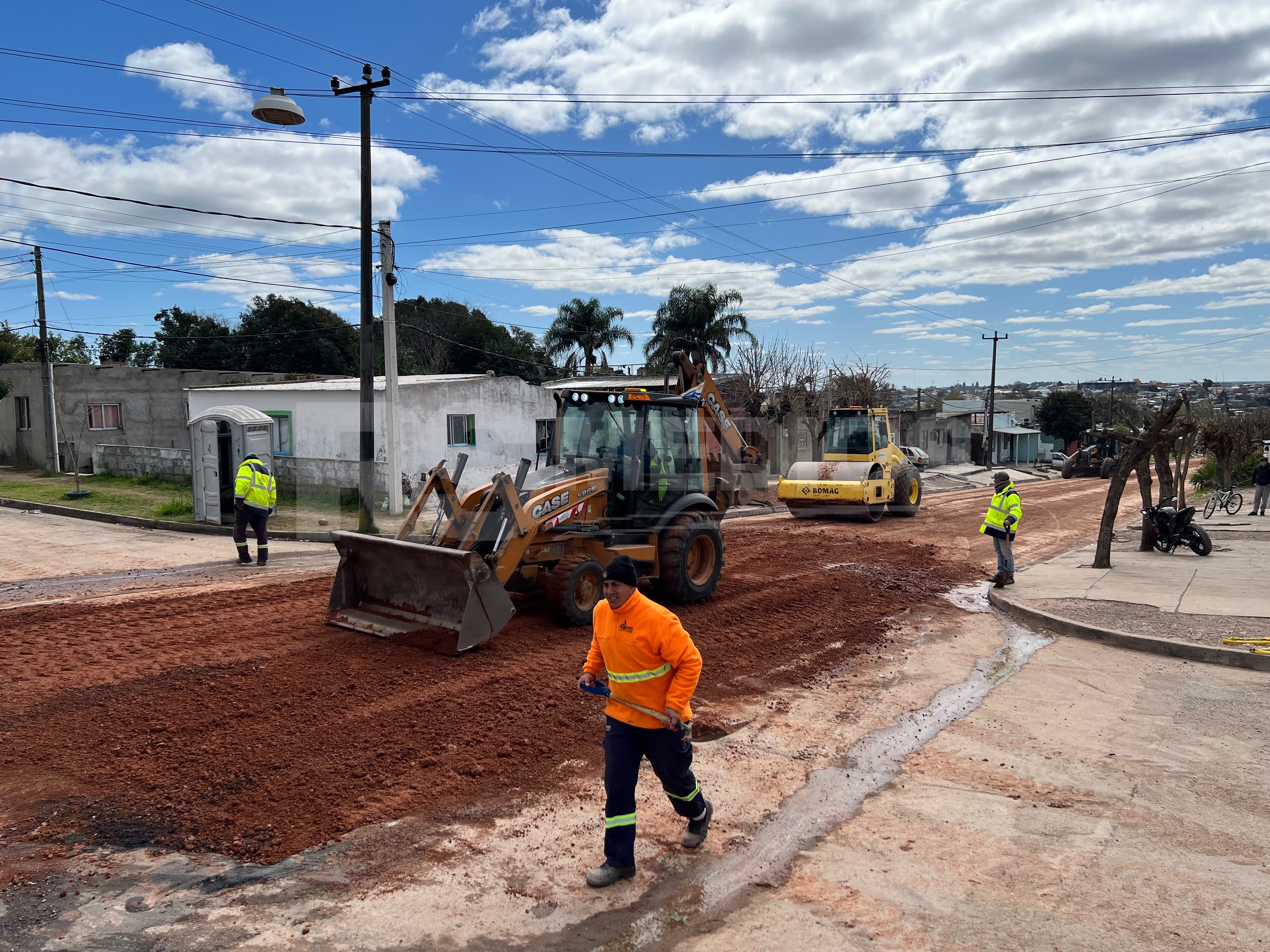 Soriano licita repavimentación de 30 cuadras en Dolores y avanza en Mercedes — imagen 1