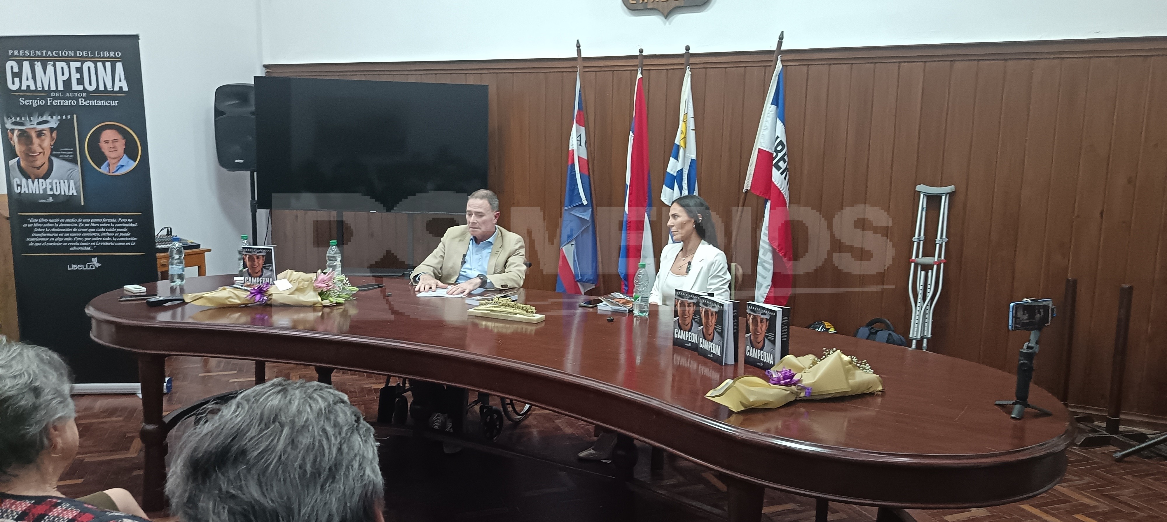 Presentaron en Cardona el libro sobre la vida de la ciclista Malvina Prieto Laport — imagen 1
