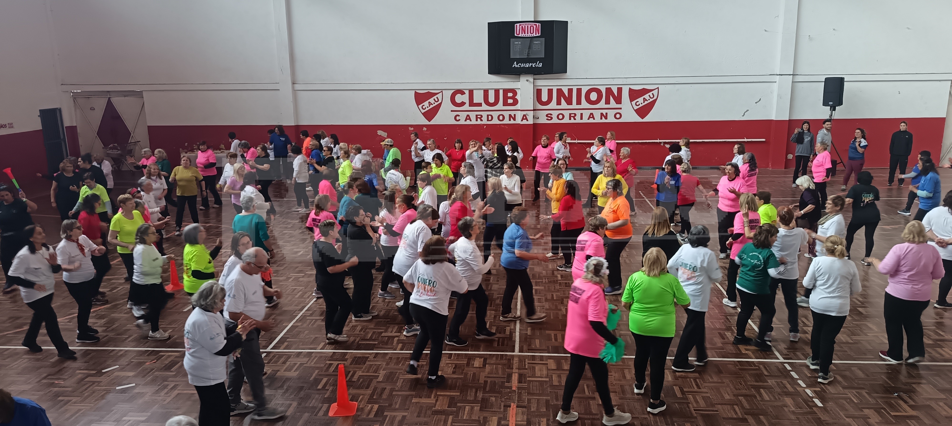 Soriano reunió a 180 adultos mayores en un encuentro deportivo y recreativo — imagen 2