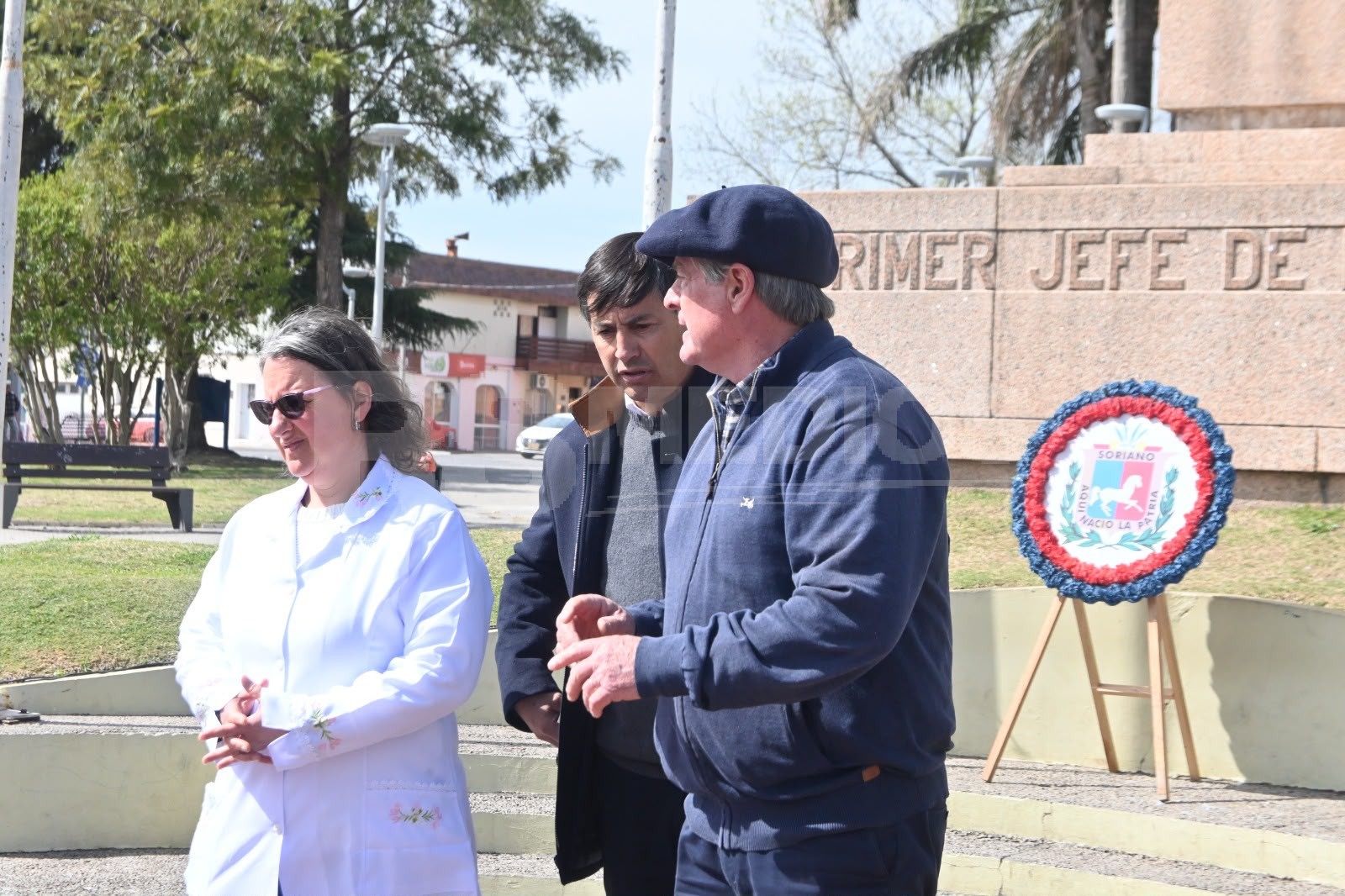 Alumnos de Cardona interpretaron el Himno Nacional en lengua de señas por Artigas