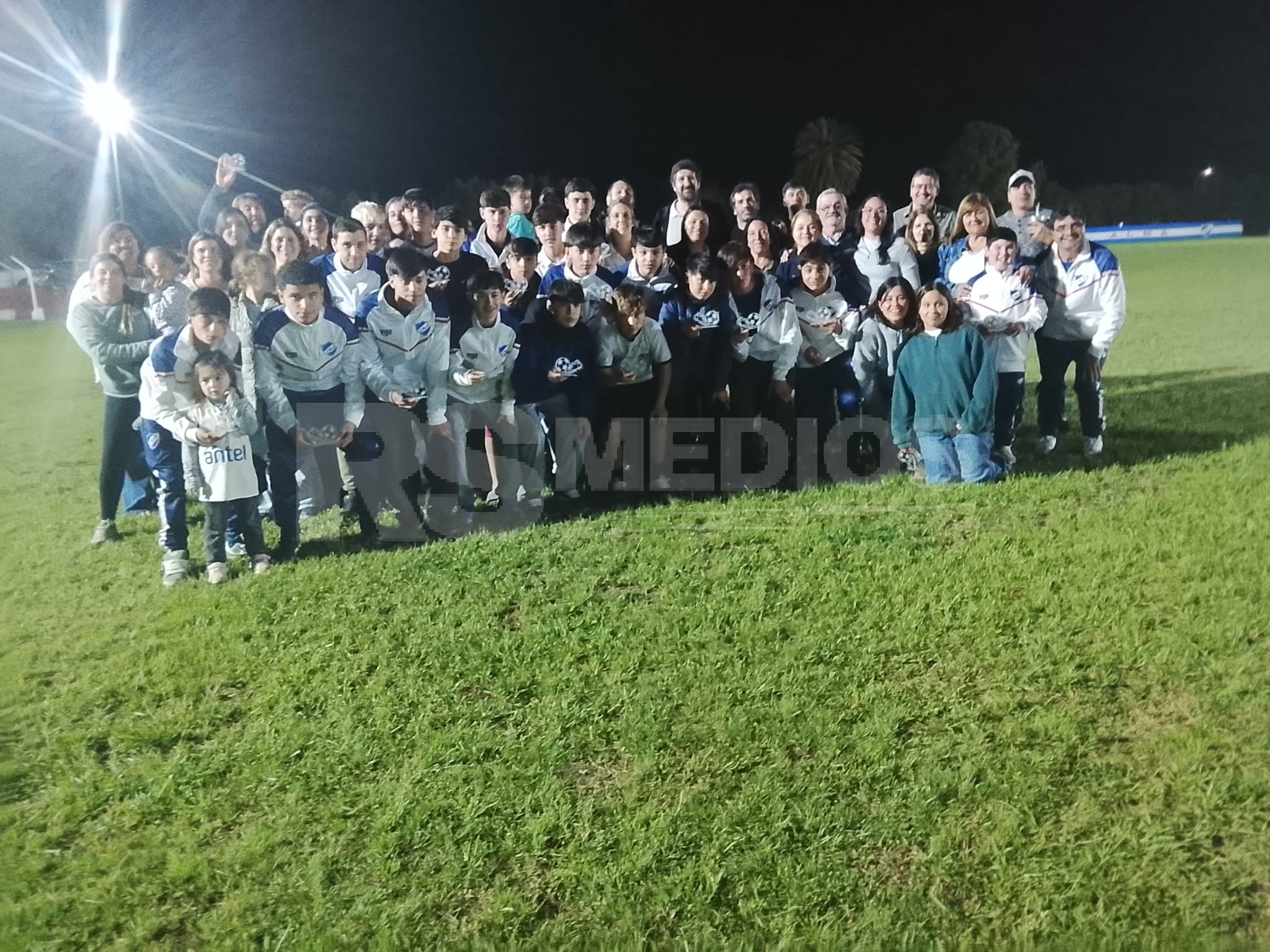 Colón se consagró campeón de Tercera División tras empatar 0-0 con Nacional — imagen 2