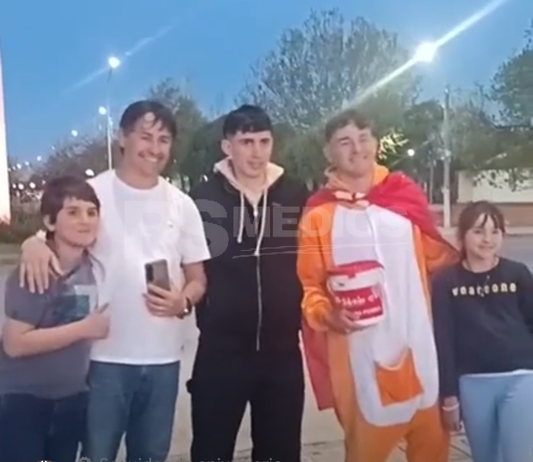 Joven recorre más de 310 kilómetros a pie desde Montevideo a Fray Bentos por Teletón — imagen 2